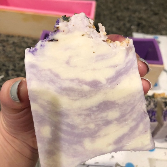 2 for $15 🧼 Handmade SOAP (new, various fragrances) 💐🍁 - Picture 8 of 16